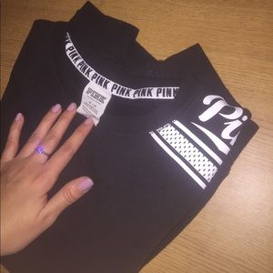 Black pull over sweatshirt